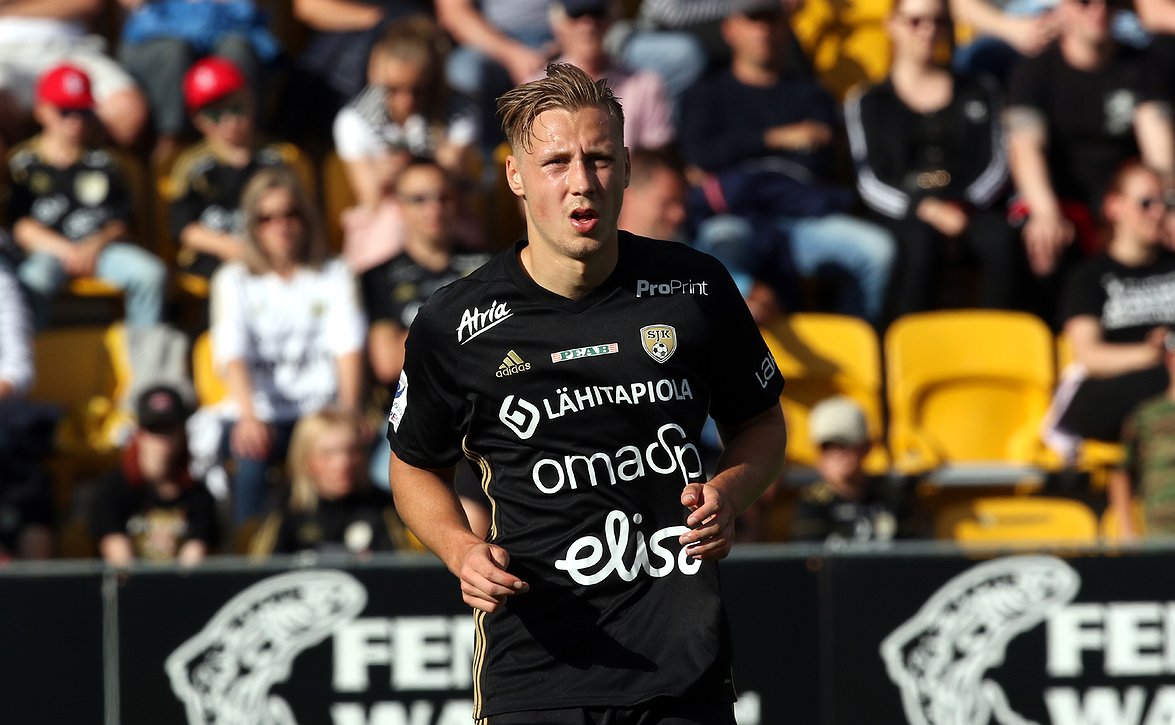 SJK-luotsi tuoreesta sopimuksesta: "Mielestäni jälleen erinomainen kiinnitys"