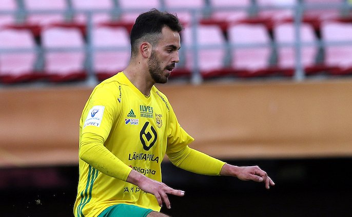 Vahvaa kautta pelaava Ilves-toppari: "Seuraavan lupasin tehdä saksipotkulla"