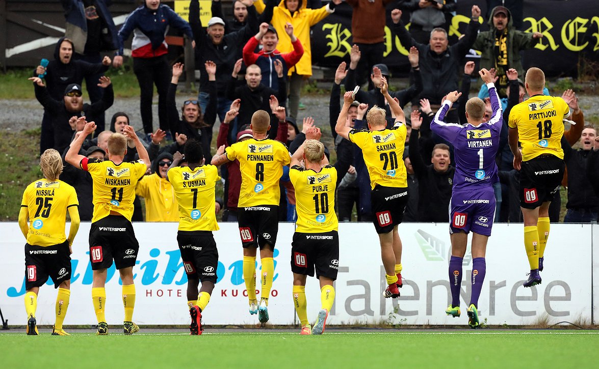 "Näkyi niitä asioita, mitä olimme harjoitelleet" - Valakari iloitsi KuPS:n esityksestä