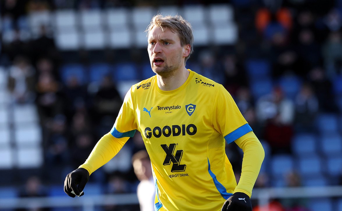 Gnistan voittoon vajaamiehisenäkin (IF Gnistan-FC Haka 2-0)