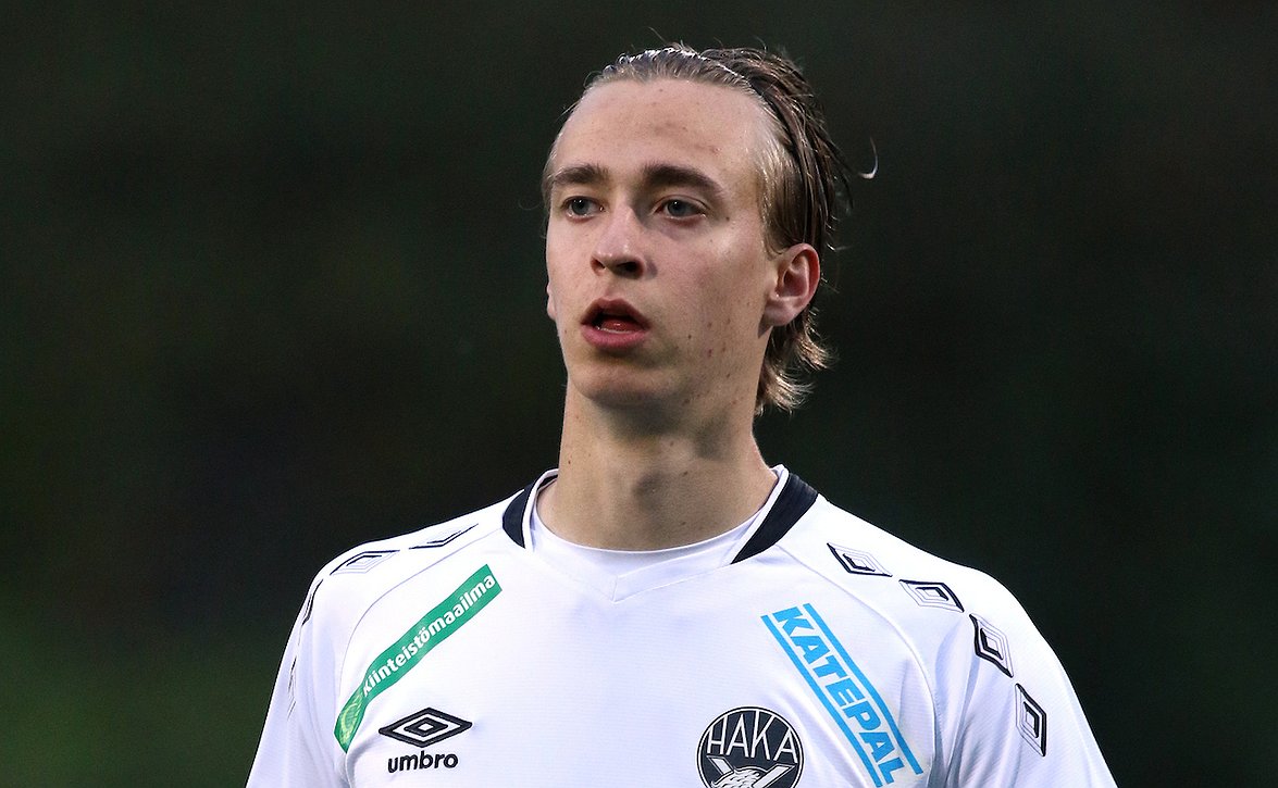 ​Elias Ahteelle pitkä jatkosopimus SJK:n kanssa