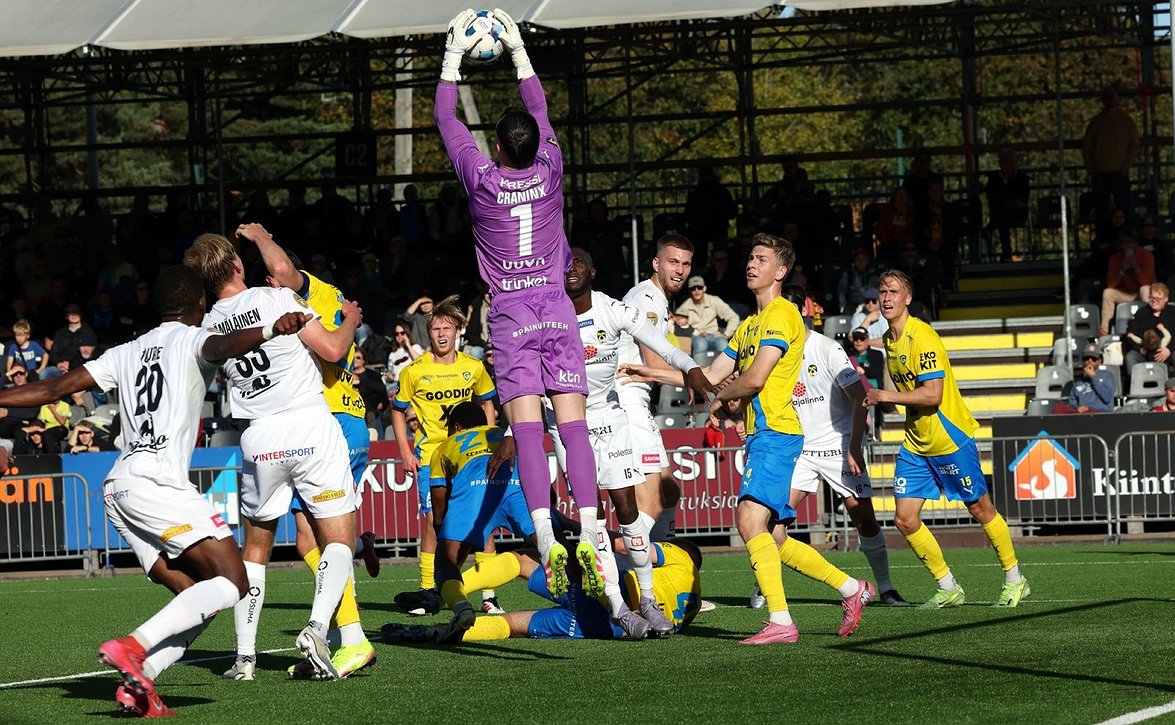 Jussi Leppälahti pettyi Gnistanin esitykseen - "KuPS oli meitä valtavasti parempi"