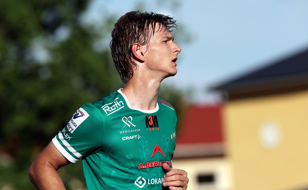 "Pelitapa sopii hyvin minun vahvuuksiini" - Simon Lindholm innolla Hakan riveihin