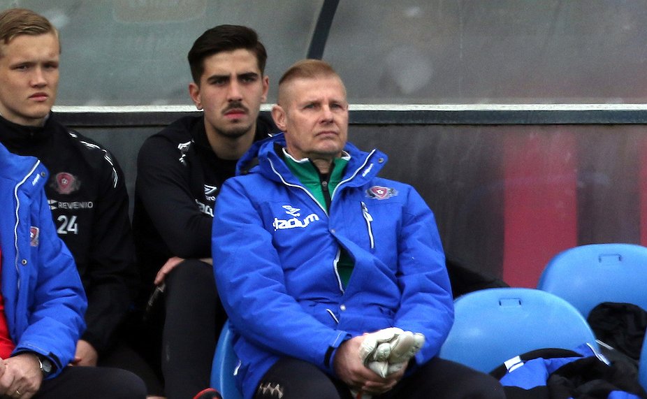 Pitkään FC Lahden maalivahtivalmentajana toiminut Ari Korhonen jää sivuun