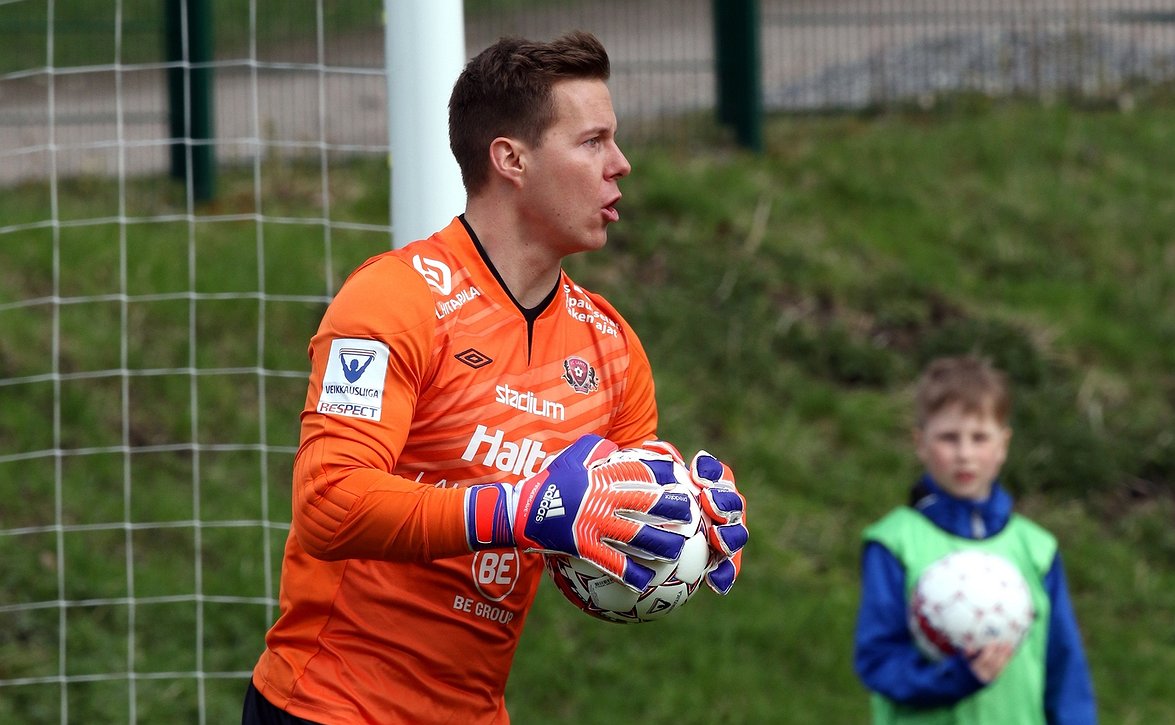 Henrik Moisanderin tähtäin ulkomailla - kauden jälkeen