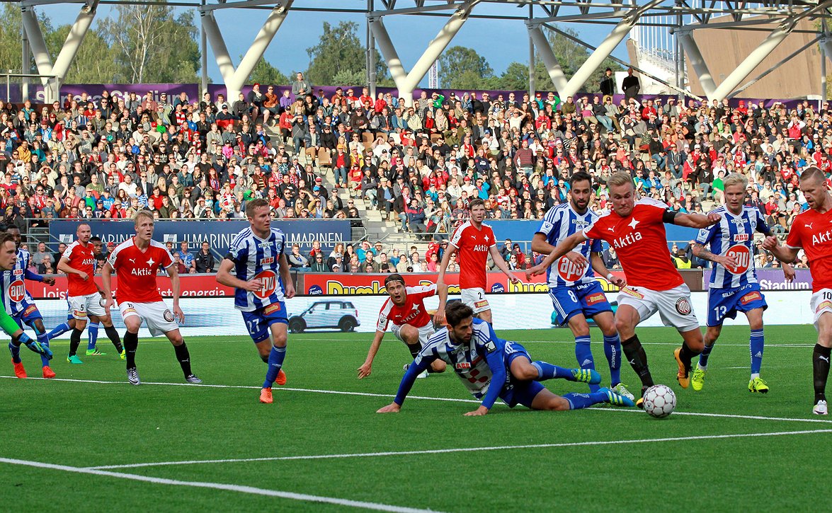 Stadin derbyyn jäljellä 1500 pääsylippua