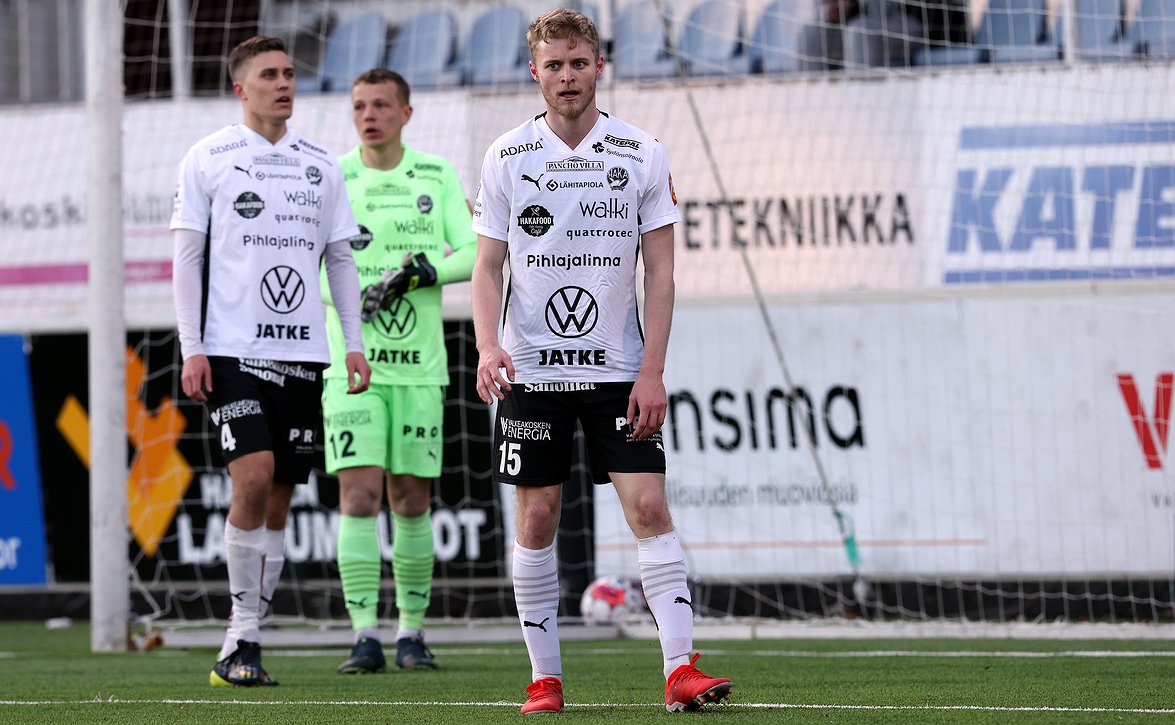 Tino Purme sai 100 Veikkausliigaottelua täyteen – ”Halusin saada sata peliä täyteen juuri Hakassa”