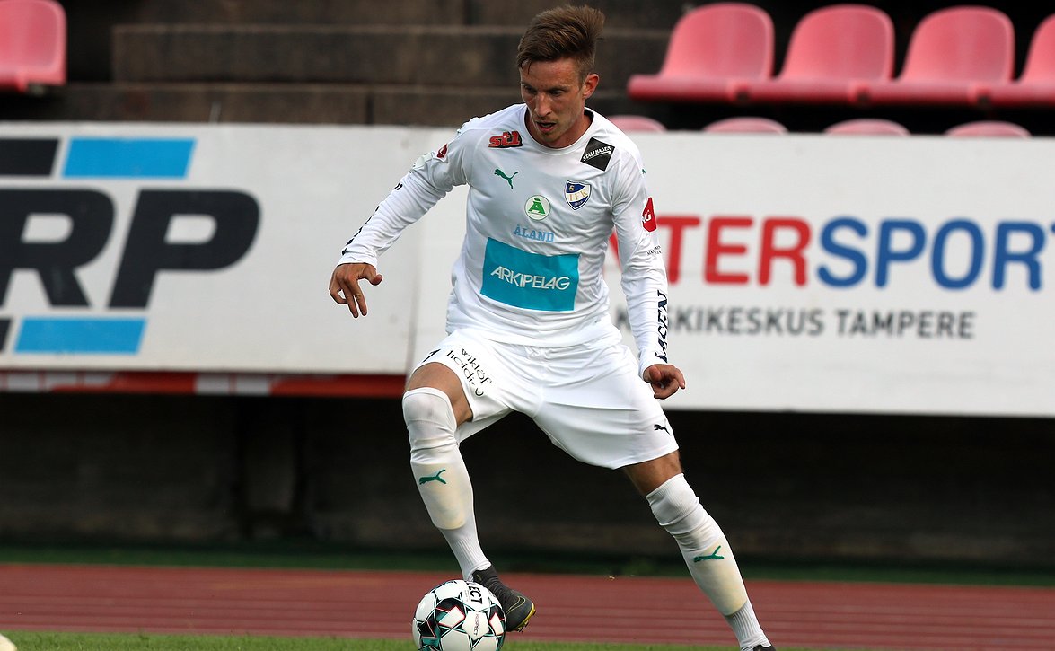 ​IFK Mariehamnin Riku Sjöroos pettyneenä: "Nyt pitää oppia virheistämme"