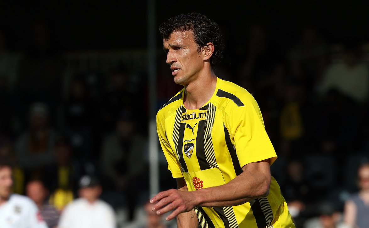 "Pikkuhiljaa hommat etenee" - Roman Eremenko pääsee koko ajan paremmin sisään Hongan peliin