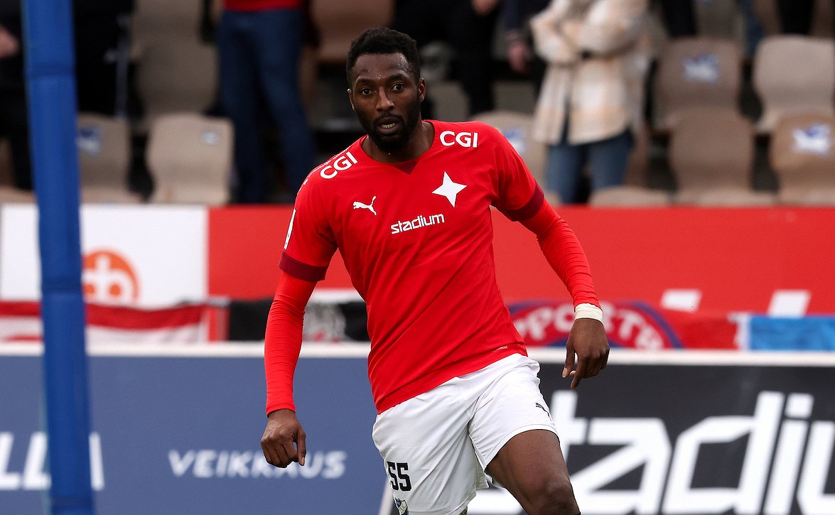 ​HIFK:n Wilfried Kanonille täysi 90-minuuttinen maajoukkuepaidassa