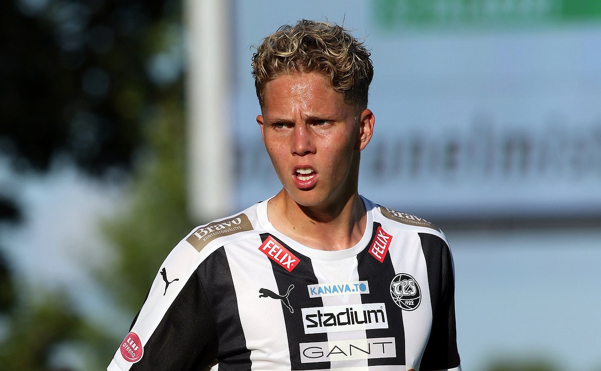 TPS:n Valakari leireilee Valioliigaseurassa