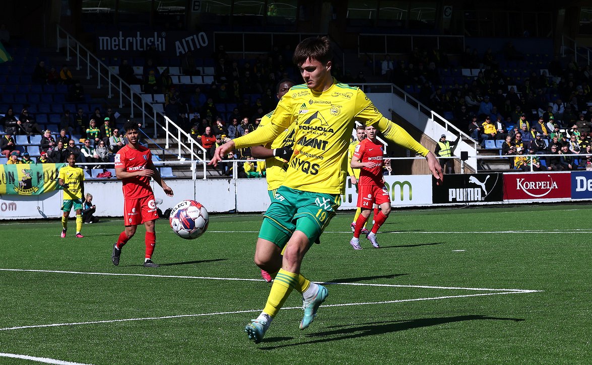 Ilves pitkiin sopimuksiin omien kasvattien kanssa