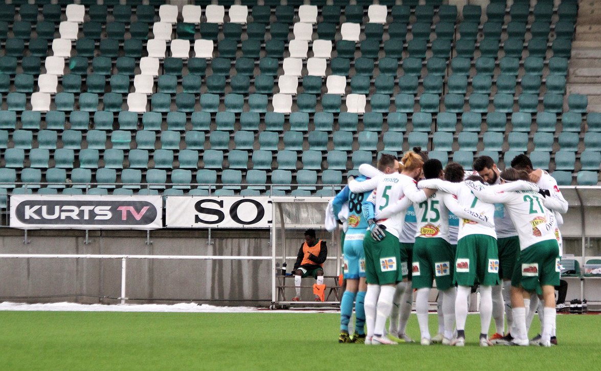​IFK Mariehamnilla haarukassa korvaaja loukkaantuneelle Aapo Mäenpäälle