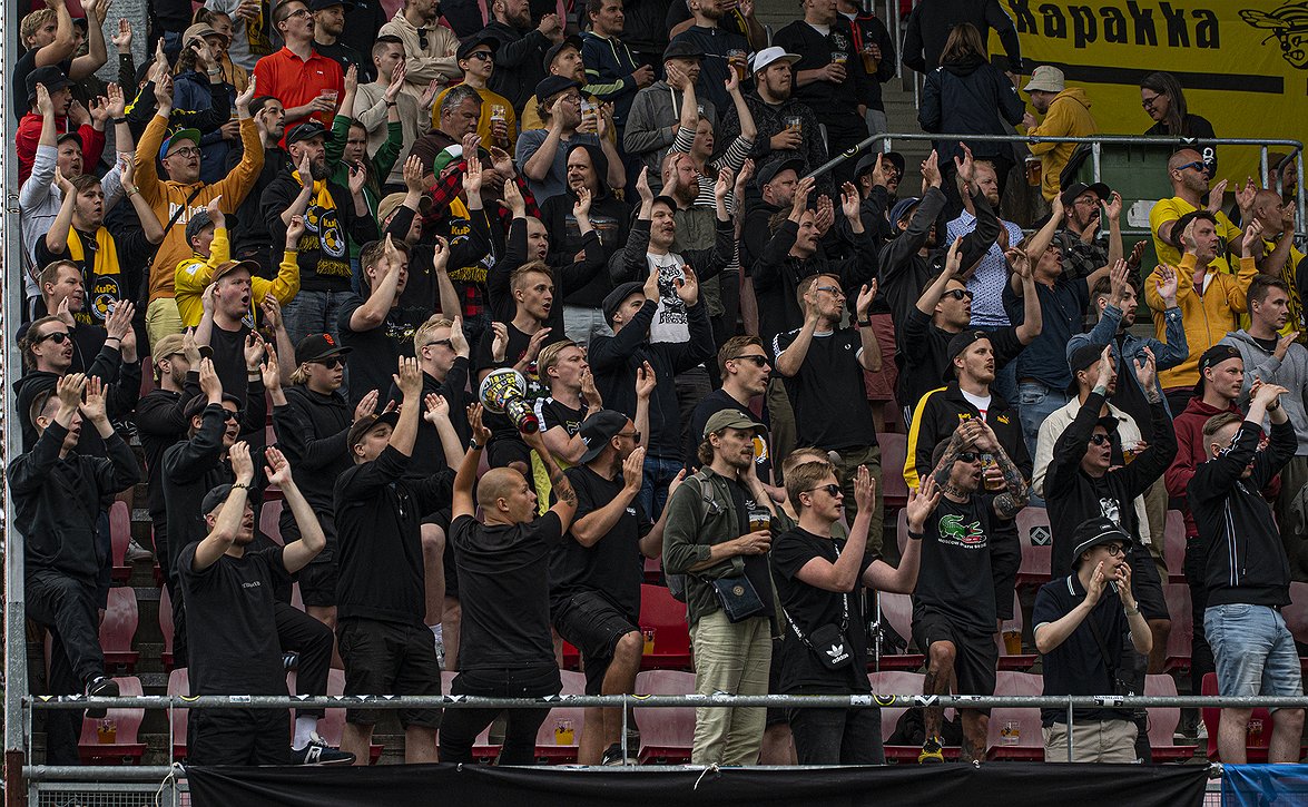 KuPS:n juhlavuoden kausikortit myynnissä - viikonloppuna tarjolla oheen lahjakortti