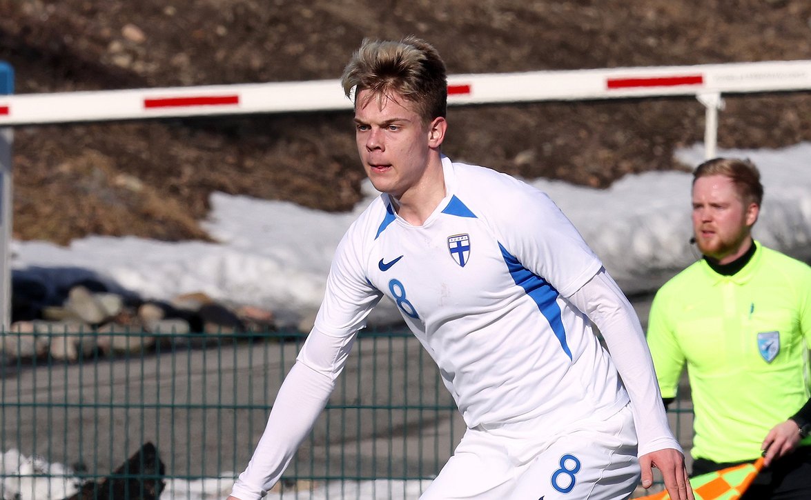 "Hieno vuosi SJK:ssa, mutta on kiva olla takaisin" - Pyry Hannola hakee vastuuta nyt HJK:ssa