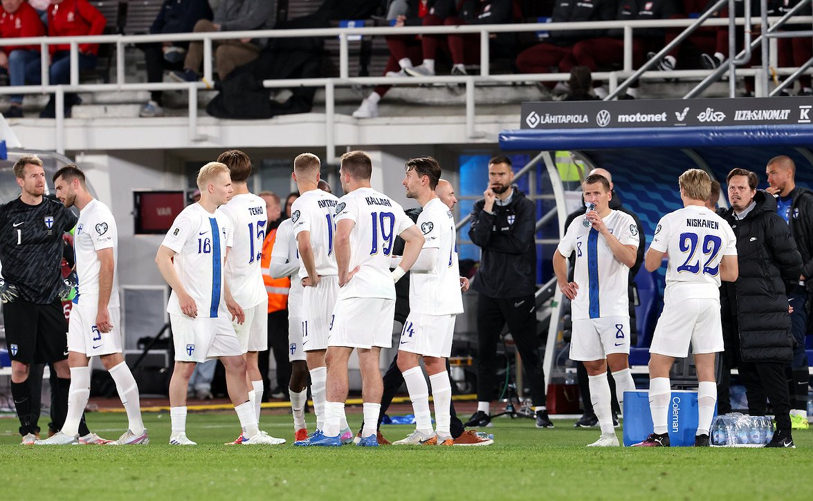 Huuhkajat taipui Unkarille – toisen jakson esitys lupaa kuitenkin hyvää jatkoon