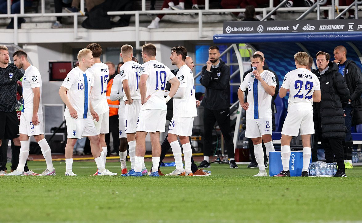 ​Huuhkajien hyvä esitys jäi tappion varjoon