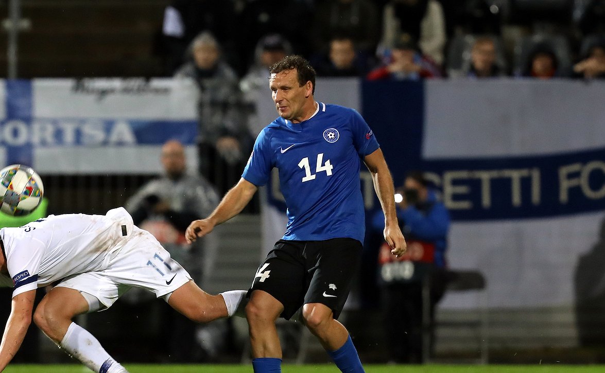 ​Viro Huuhkajia vastaan puhtaasti kotimaan pääsarjapelaajilla