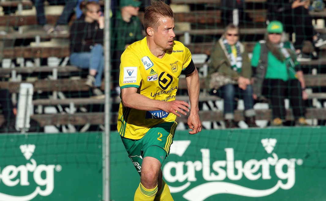 Kippari Hynysellä edessä juhlaottelu Ilves-paidassa