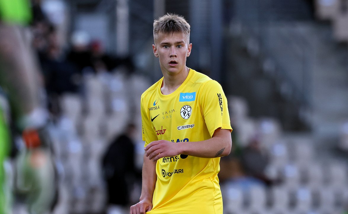 "Ylämäki-alamäki -menoa" - Pikkuhuuhkajat taipui niukasti Islannille