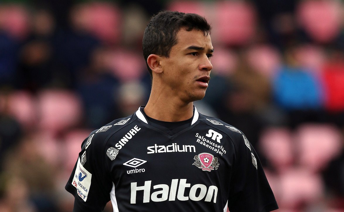 Brassihyökkääjä Stenio jatkaa FC Lahdessa