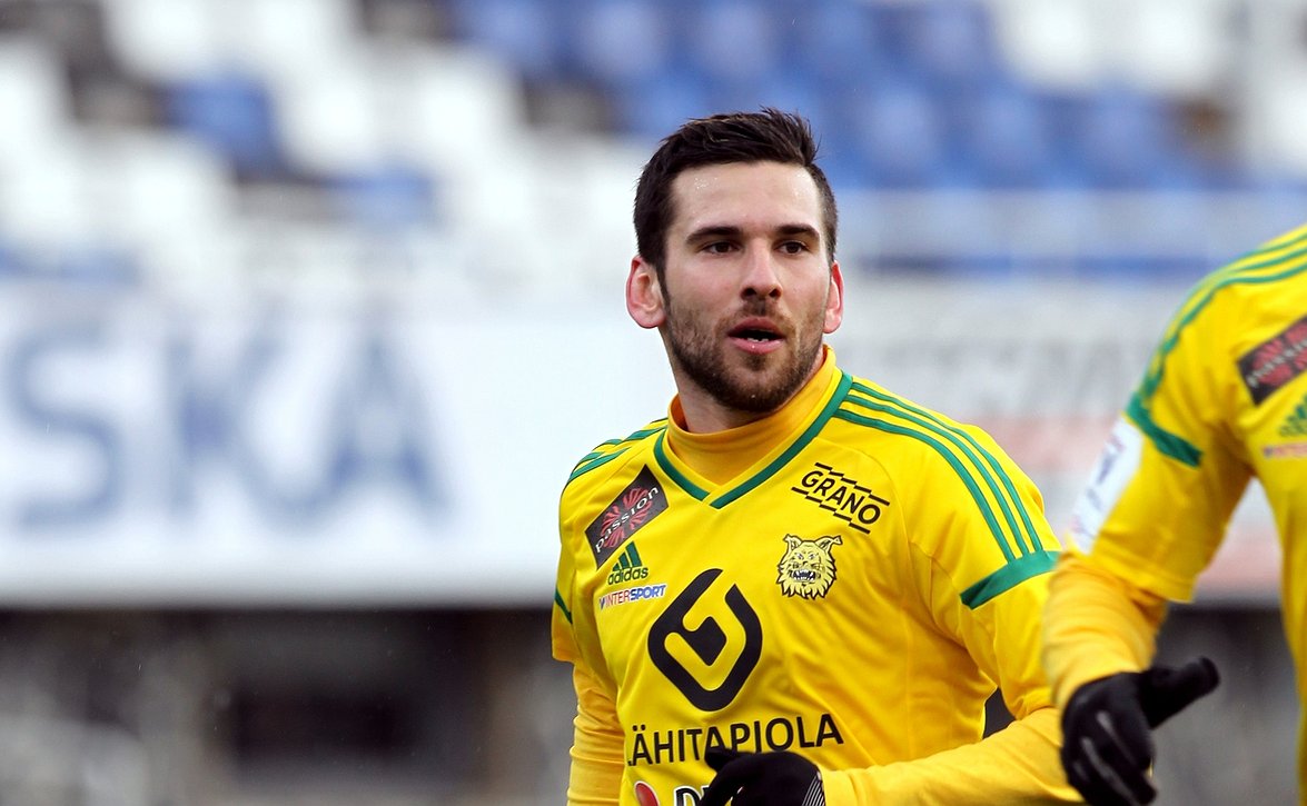 Ilveksen Petrescu odottaa hienoa jalkapallopäivää 