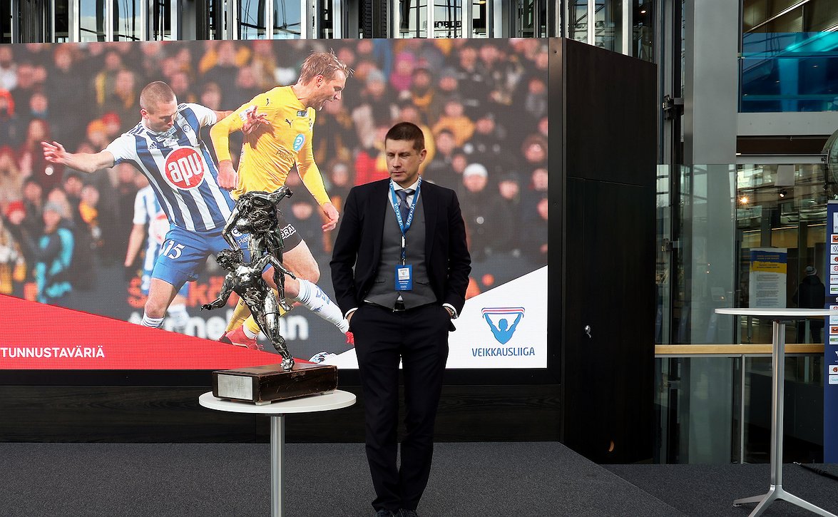 Kysy Veikkausliigasta - toimitusjohtaja Timo Marjamaa vastaa veikkausliiga-studiossa