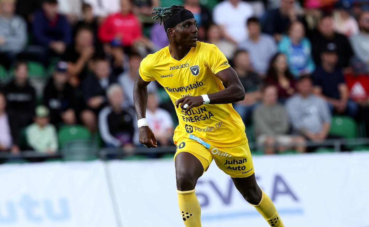 AC Oulussa peannut Charlemagne Azongnitode sopimukseen TPS:n kanssa