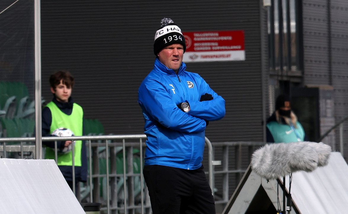 "Tosi tyytyväinen tekemiseen" - Teemu Tainio iloitsi Hakan otteista SJK:ta vastaan