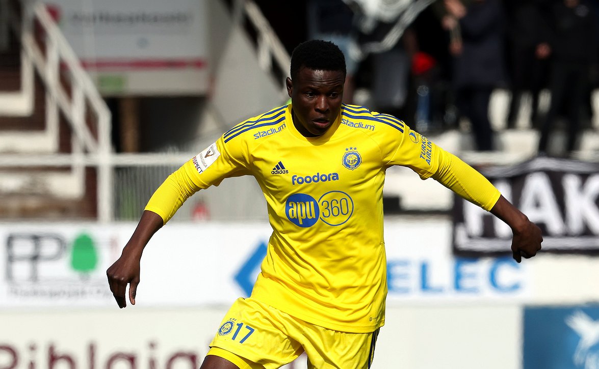 HJK-kaksikko Hassane Bandé ja Andreas Vaher maajoukkuetehtäviin
