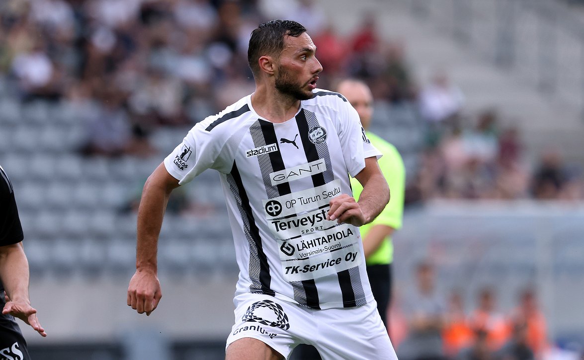 "Siitä lähdetään, että tulee kolmatta kertaa uran paras kausi" - Albijon Muzaci jatkaa TPS:ssa