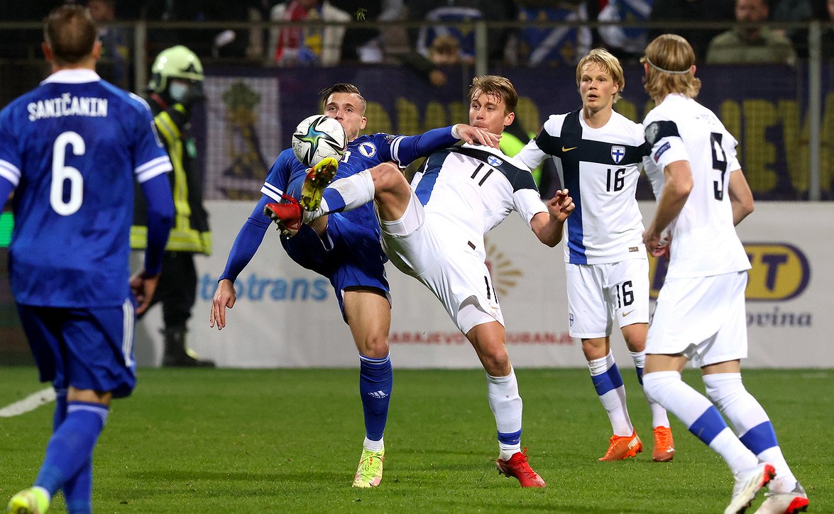 Rasmus Schüller hehkutti esitystä – ”Oli tosi upea matsi”