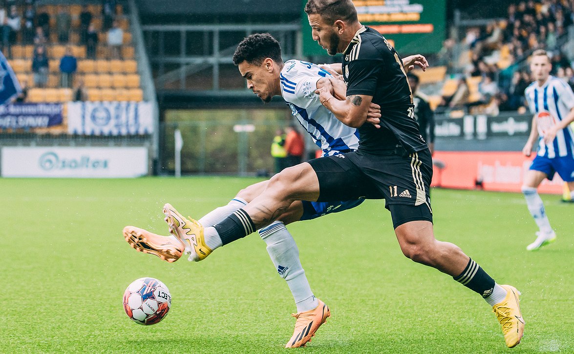 Tiukkaa taistelua kärjessä ja tyvessä viikonloppuna – kärkikolmikko vain pisteen sisällä nyt