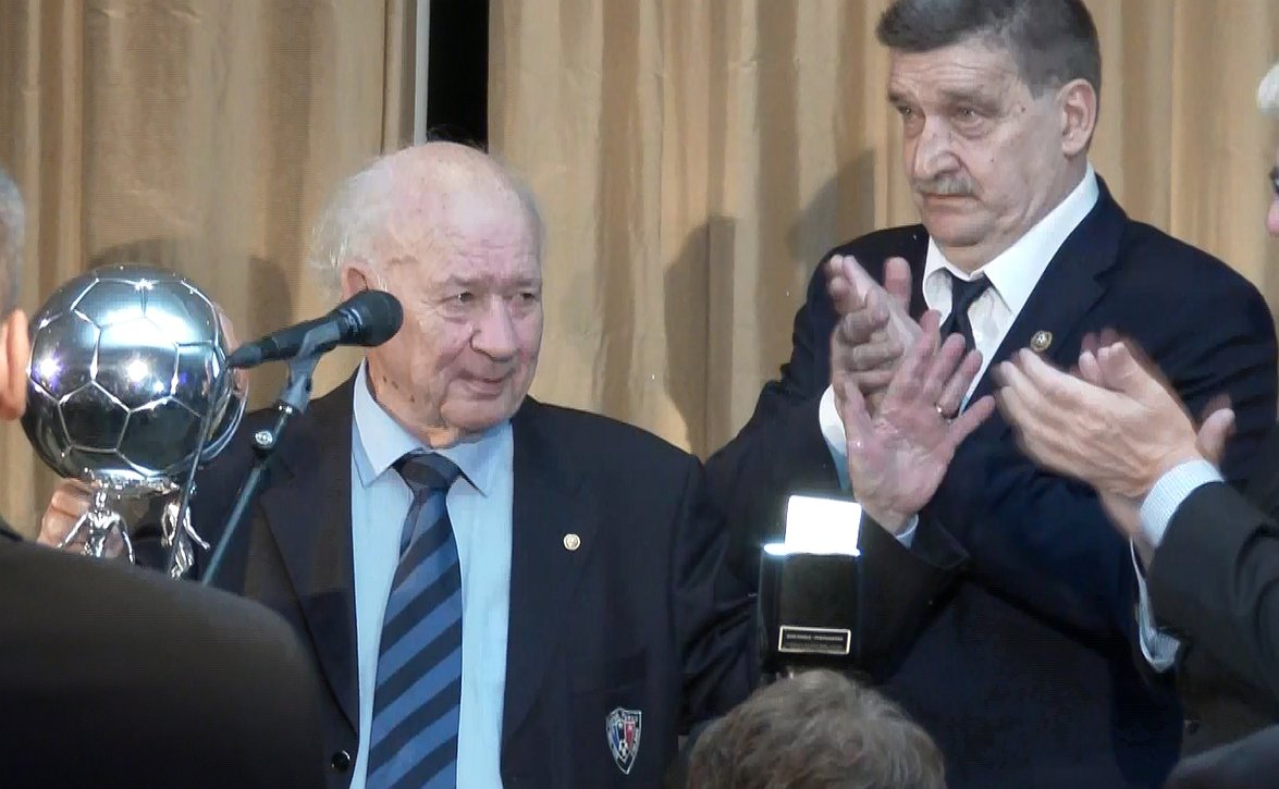 Captain's Ball Stefan Håkansille