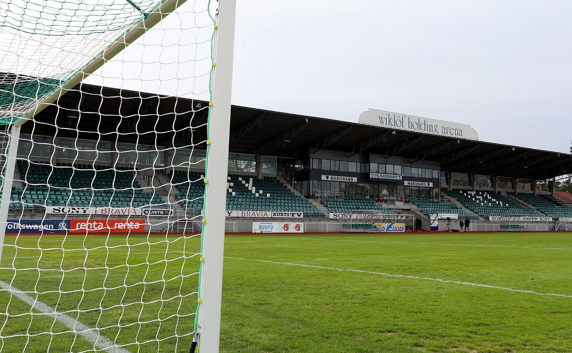 Täytettä joukkueen kassaan – IFK Mariehamn houkuttelee junioreita katsomoon
