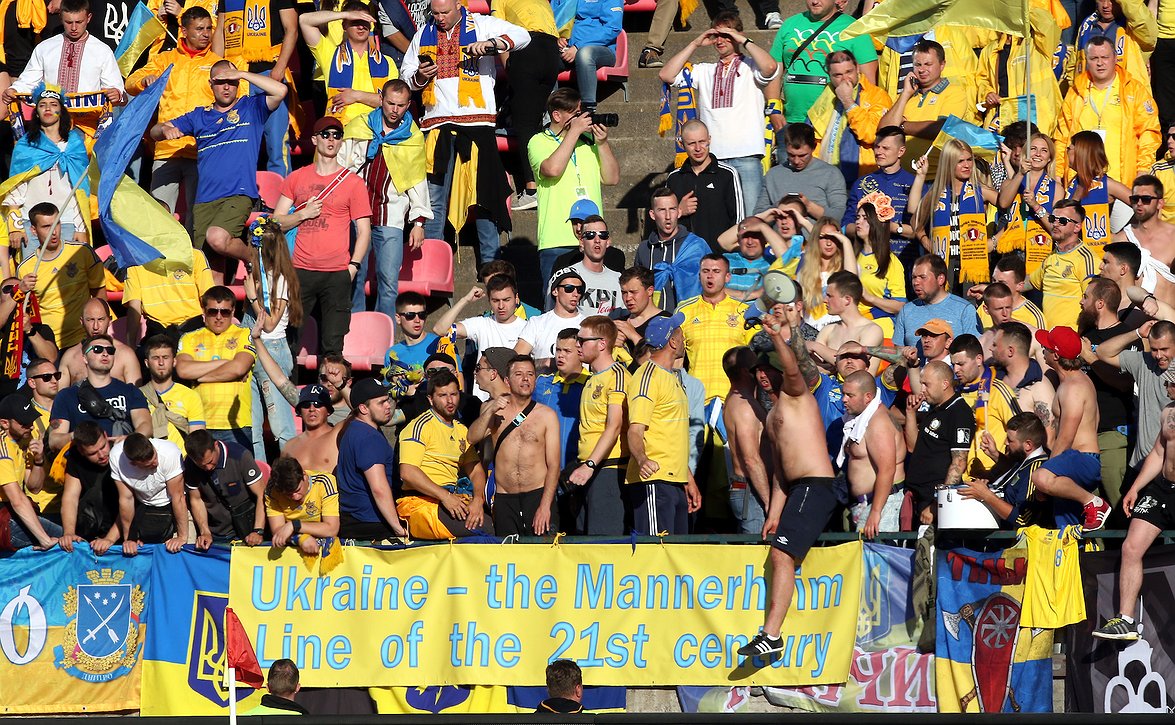 Bolt Arenalla Helsingissä hyväntekeväisyysillallinen Ukrainan tueksi sunnuntaina 6.3.