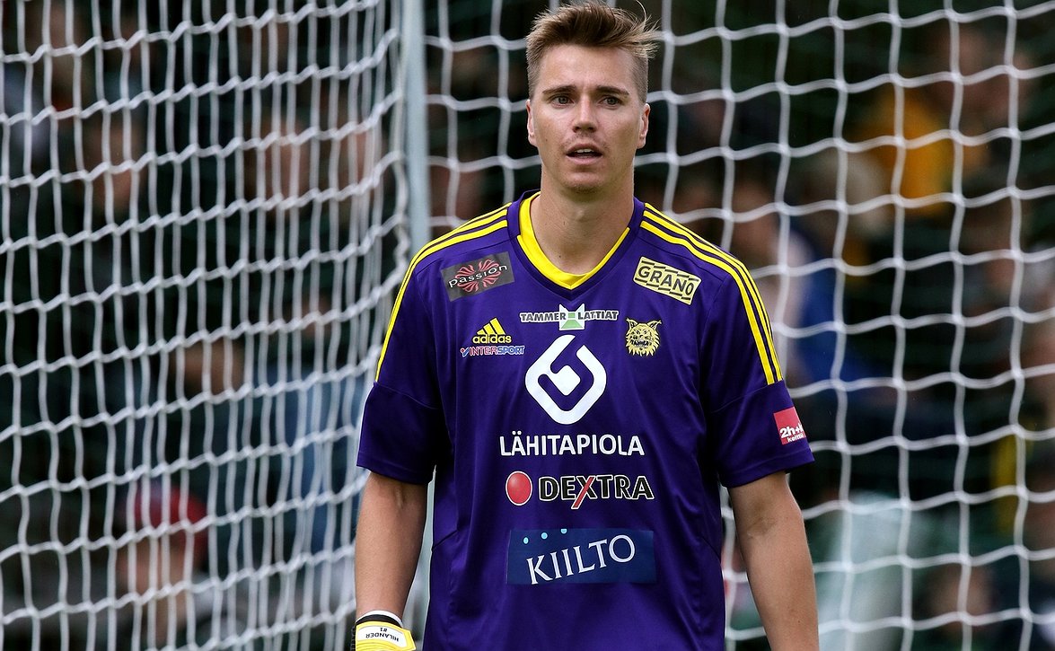 Huuhkajat Abu Dhabin otteluleirille nimetty