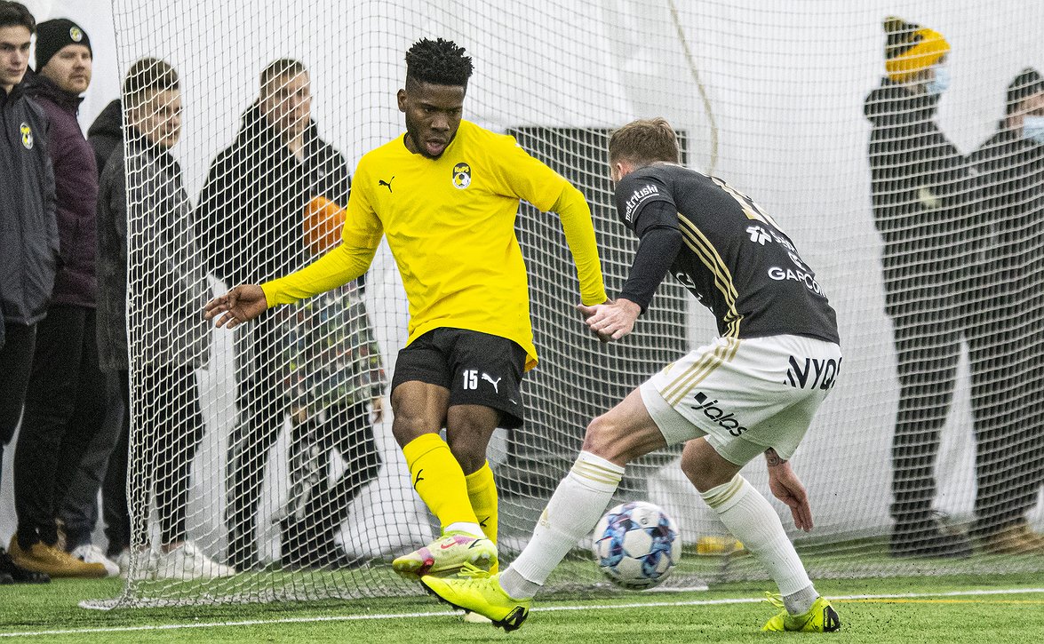 ​Gómez iloitsi SJK:n esityksestä – "Loistava tulos haastavissa oloissa"