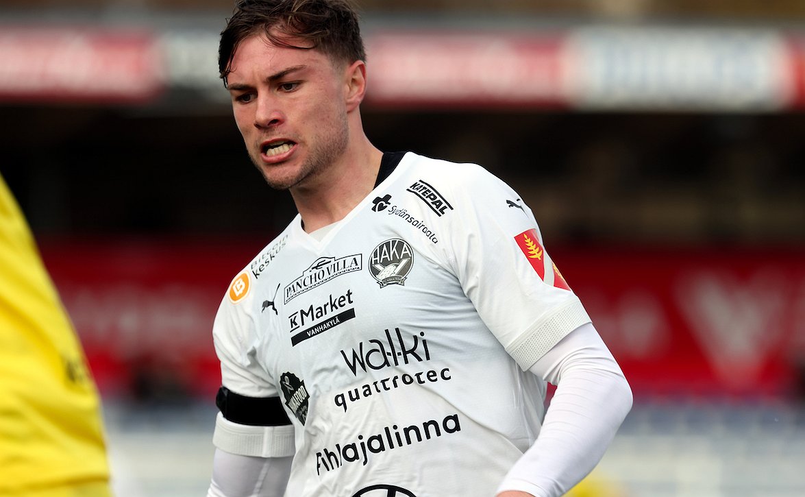 Oliver Whytelle jatkoa FC Hakassa