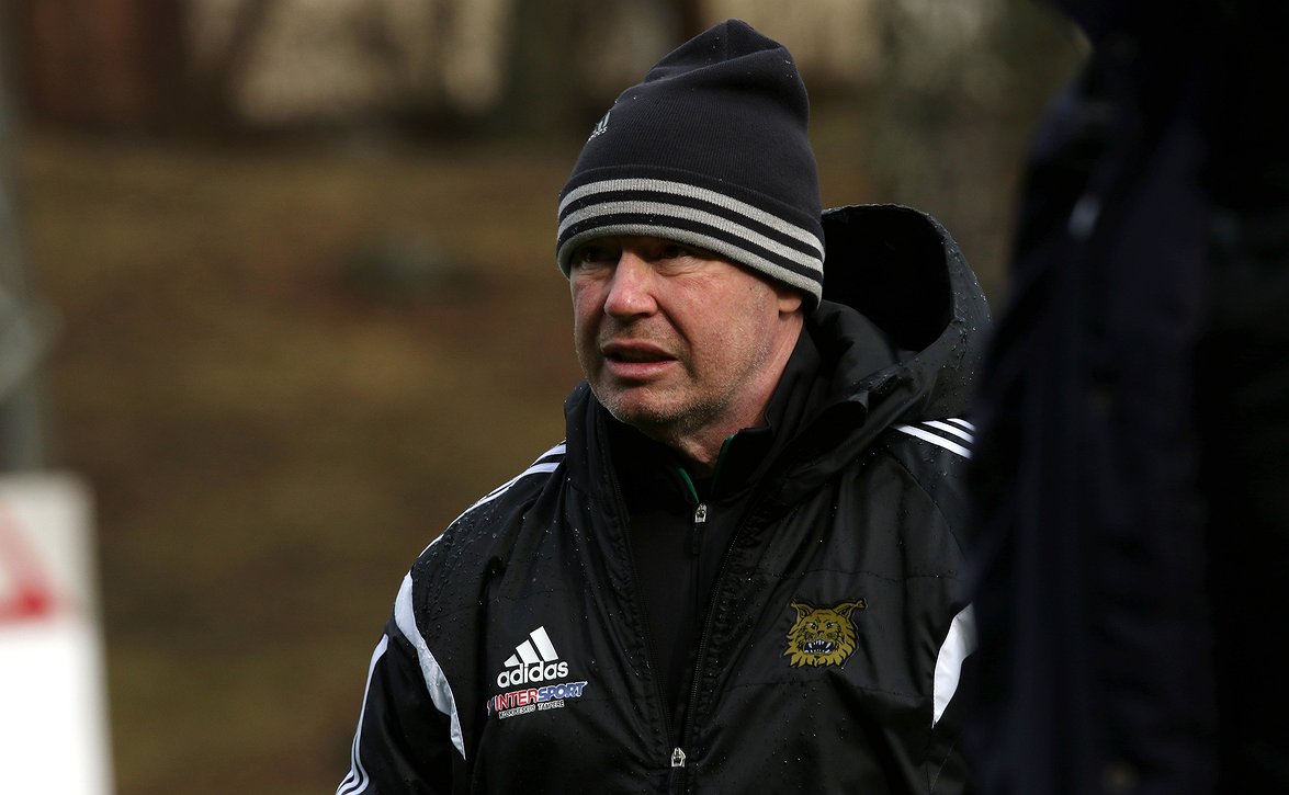 ​Armstrong harmitteli lopun takaiskuja