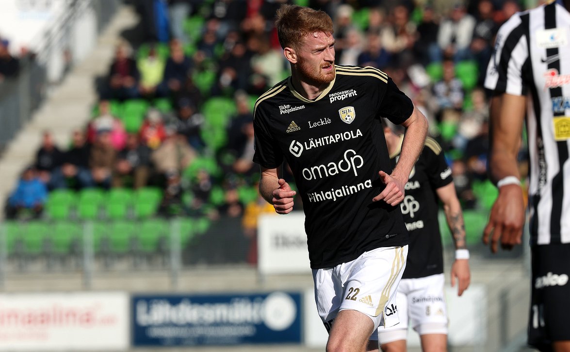 Matej Hradecky nauttinut uudella pelipaikalla - "Jotenkin jämähdin siihen”