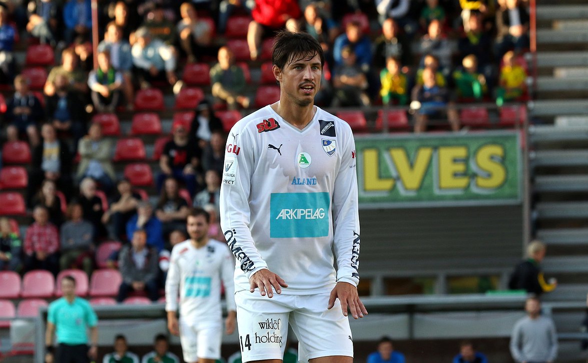 ​Kokemusta sivuun keskikentältä – IFK Mariehamnin luottomies lopettaa