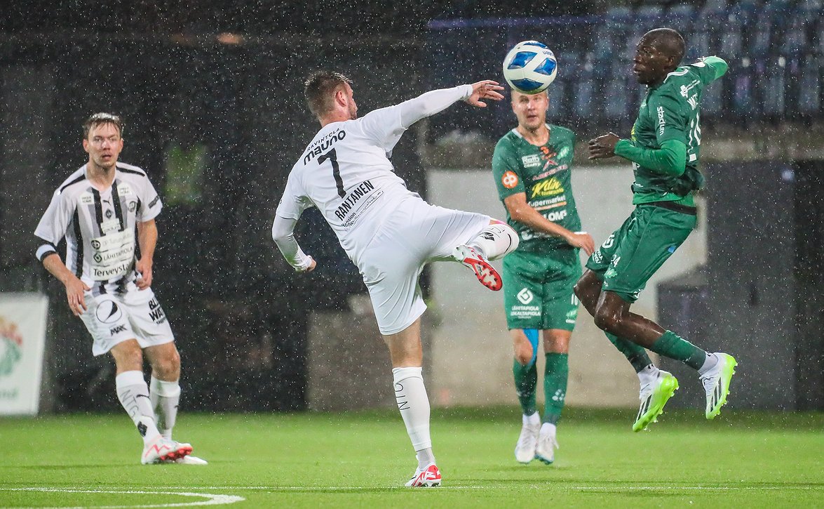 ​EIF juhlii nousua – Ykkösen päätöskierroksella vielä isot panokset