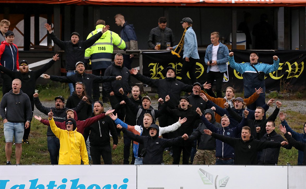 Yleisörajoitukset poistuvat Kuopiosta - KuPS saa taas ottaa täyden tuvan