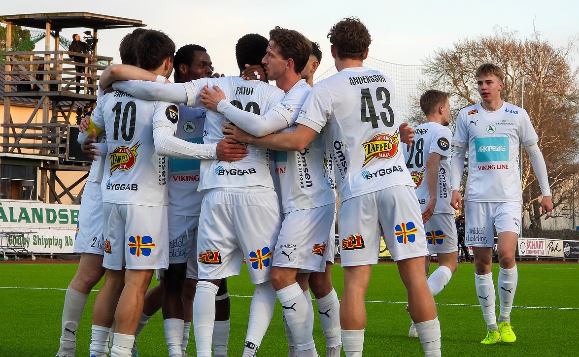 "Useampi pelaaja saa mahdollisuuden näyttää" – IFK Mariehamn matkaa cupissa HPS:n vieraaksi