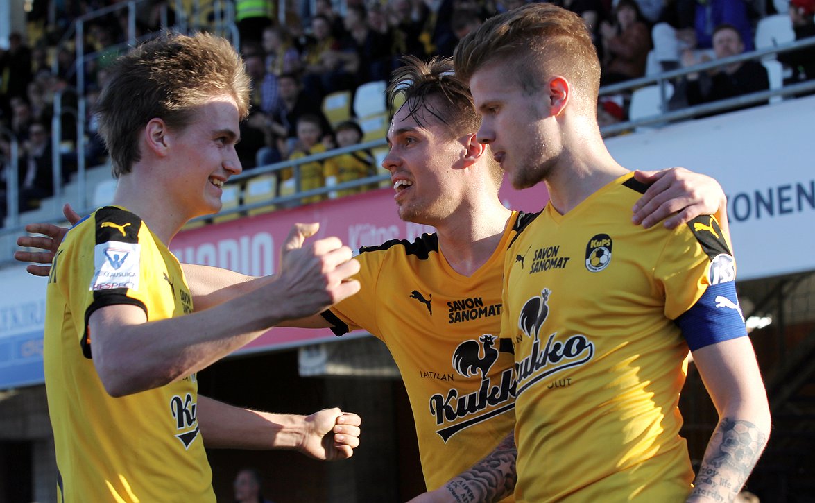 ​Kiihkeä cup-taisto Väinölänniemen stadionilla