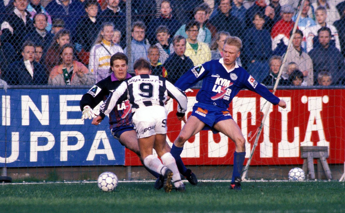 ​Tasan 35 vuotta historian ensimmäisistä Veikkausliigaotteluista