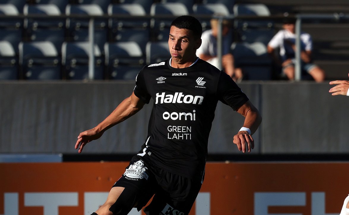 Ilveksen hurja kiri ei riittänyt - FC Lahti voittoon Altin Zeqirin hattutempun myötä