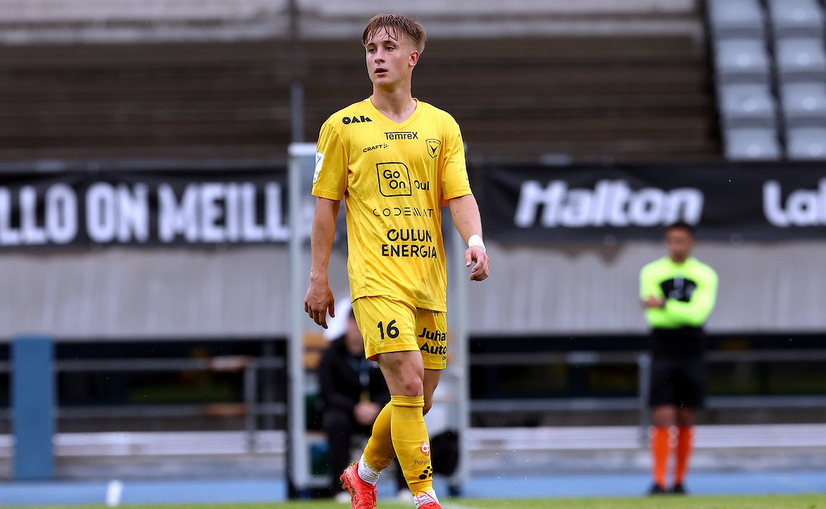 Otto Salmensuu siirtyy AC Oulusta Ykkösliigaan