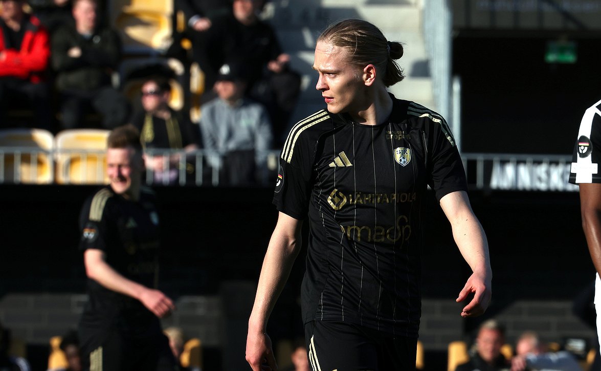 ​Kaksi ylitse muiden kauden 2025 Kuukauden pelaaja -äänestyksissä